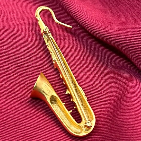 VTG Kenneth J. Lane Matte Gold-Tone Saxophone Brooch - Picture 7 of 11